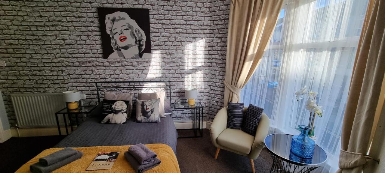 Lynbar Hotel Blackpool Exteriör bild